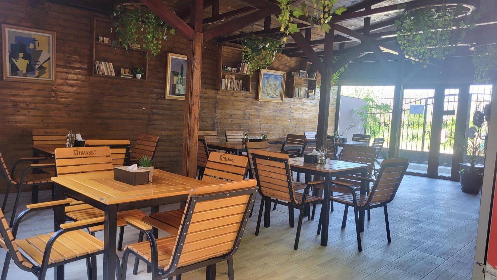 Casa Tatiana Hotel เอโฟริเอนอร์ด ภายนอก รูปภาพ